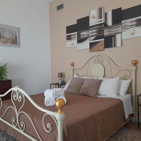 Casa Roma Affittacamere Екстериор снимка